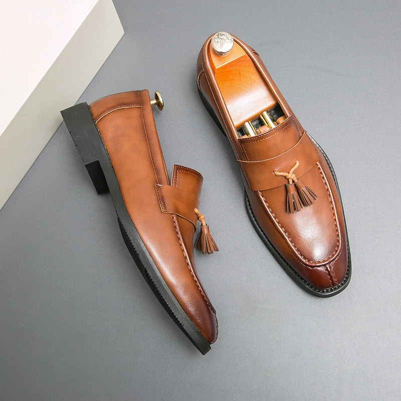 Sapato Masculino Mocassin Bico Fino LojaAlencar Sem cadarço – mais prático no dia a dia